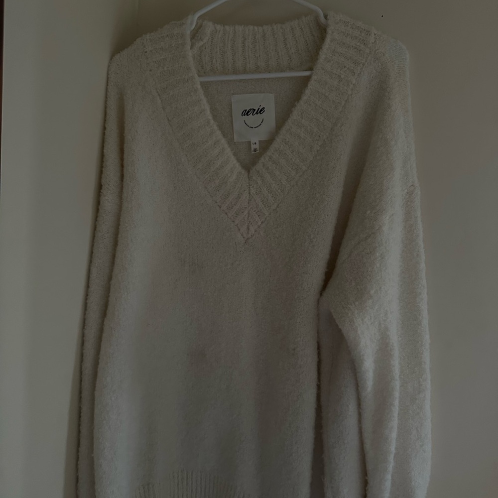 Aerie Women's Cozy Cream V-Neck Sweater